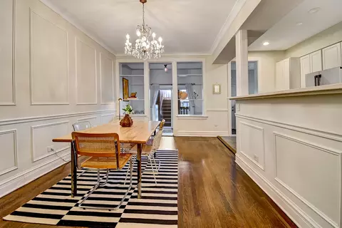 Dining - 1447 W Warner Ave #2W, Chicago, IL 60613 photo 3 of 4