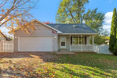 217 Ash Ave, Kingston, IL 60145