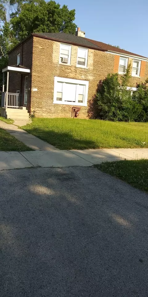 9918 S Hoxie Ave, Chicago, IL 60617