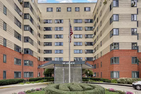 5052 N Marine Dr #C6, Chicago, IL 60640