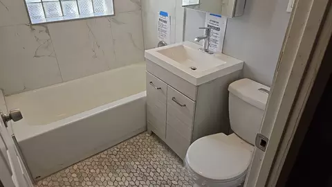 Bath - 612 E 90th St, Chicago, IL 60619 photo 1 of 5