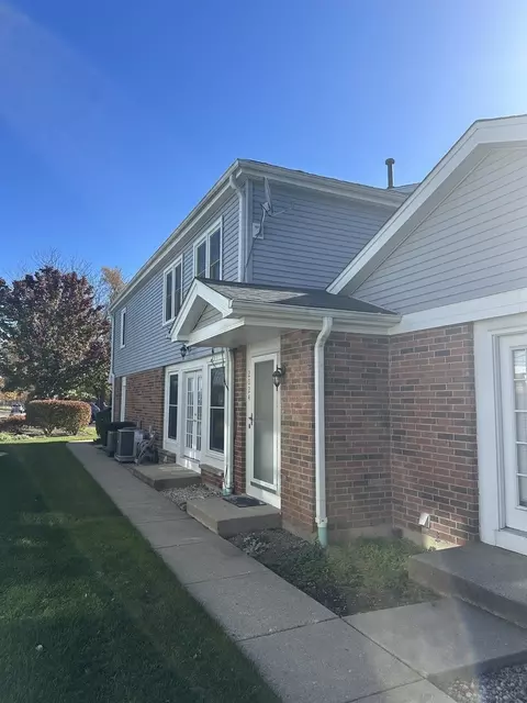 2024 N Old Hicks Rd #B6, Palatine, IL 60074