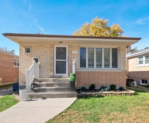 11208 S Sacramento Ave, Chicago, IL 60655