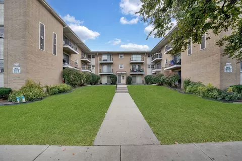 3847 W 47th St #1E, Chicago, IL 60632