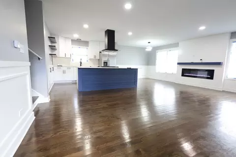 Living - 15742 End Ave, Dolton, IL 60419 photo 2 of 5