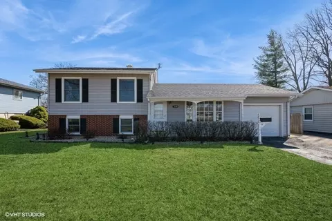 3208 Wren Ln, Rolling Meadows, IL 60008