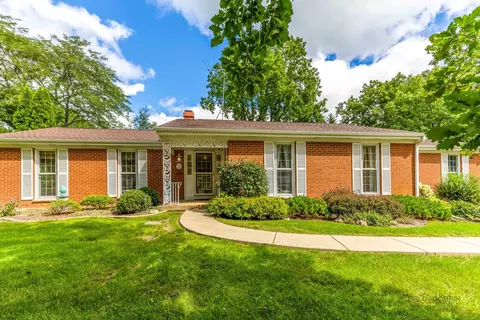 36 W650 Hickory Hollow Dr, Dundee, IL 60118