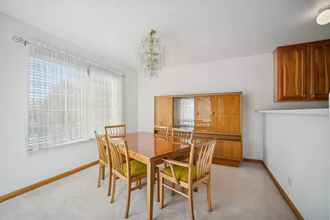 Dining - 2401 Daybreak Ct, Elgin, IL 60123 photo 1 of 3