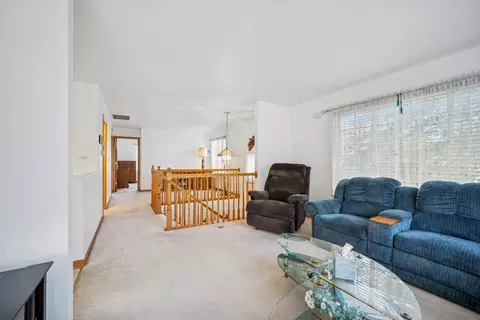 Other - 2401 Daybreak Ct, Elgin, IL 60123 photo 2 of 4