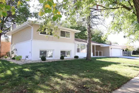 Exterior - 4401 Adele Ln, Oak Forest, IL 60452 photo 3 of 4