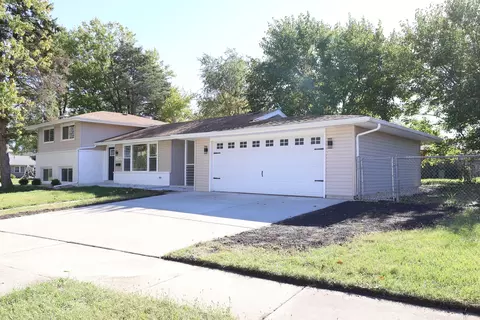 Exterior - 4401 Adele Ln, Oak Forest, IL 60452 photo 2 of 4