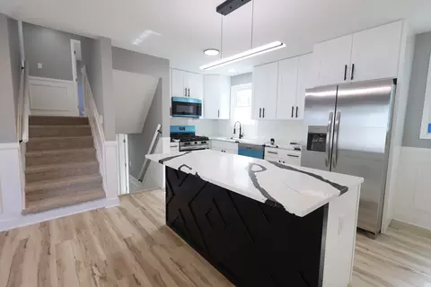 Kitchen - 4401 Adele Ln, Oak Forest, IL 60452 photo 2 of 3