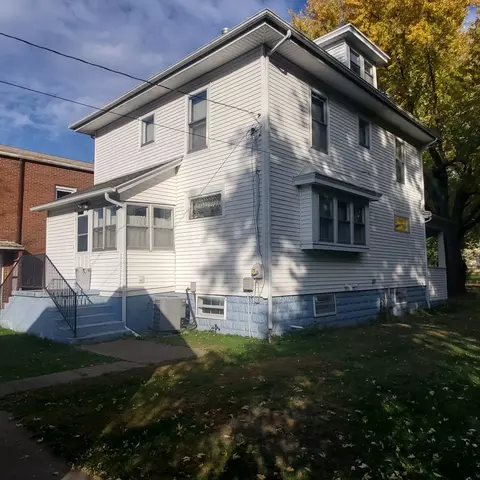 130 S 5th St, Sheldon, IL 60966 photo 4
