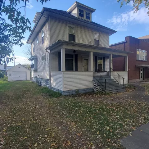 130 S 5th St, Sheldon, IL 60966 photo 2