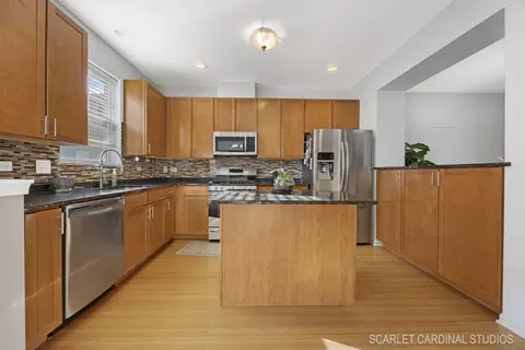 Kitchen - Undisclosed, Des Plaines, IL 60016 photo 2 of 3