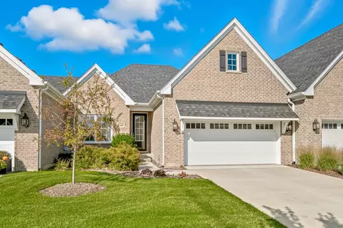 1409 Notting Hill Dr, Lemont, IL 60439