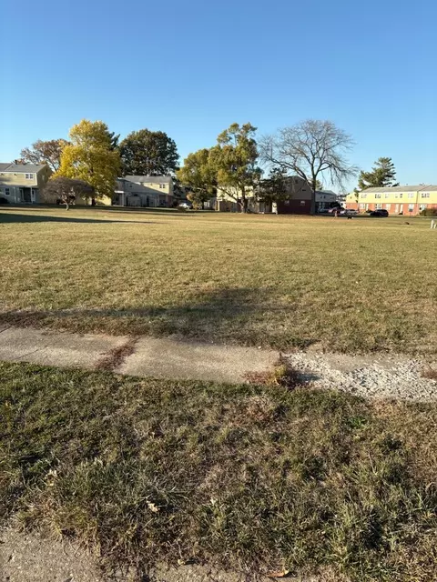 207 Marco Dr, Rantoul, IL 61866