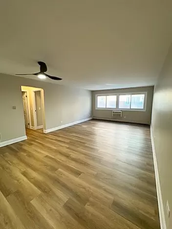 Living - 677 S River Rd #2D, Des Plaines, IL 60016 photo 3 of 3