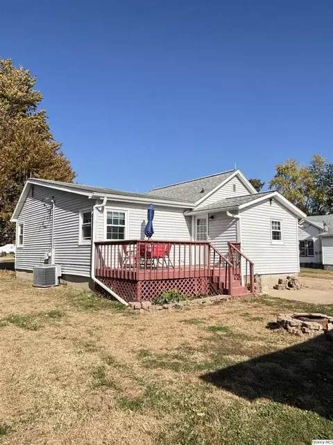 41 Main St, Carthage, IL 62321 photo 4