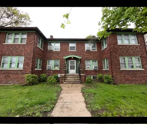 829 Buckbee St, Rockford, IL 61104