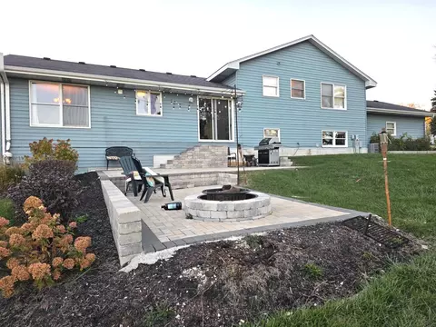 Exterior - Undisclosed, Johnsburg, IL 60051 photo 2 of 8