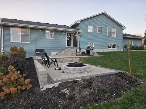 Exterior - Undisclosed, Johnsburg, IL 60051 photo 5 of 8