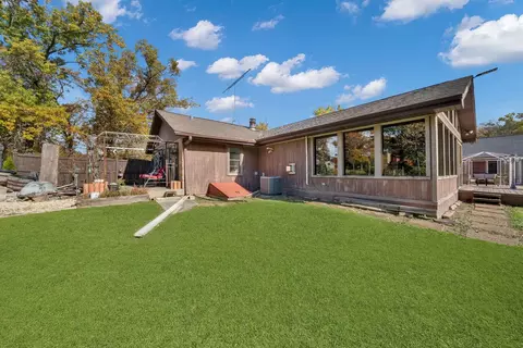 Exterior - 2135 Richton Rd, Steger, IL 60475 photo 6 of 9