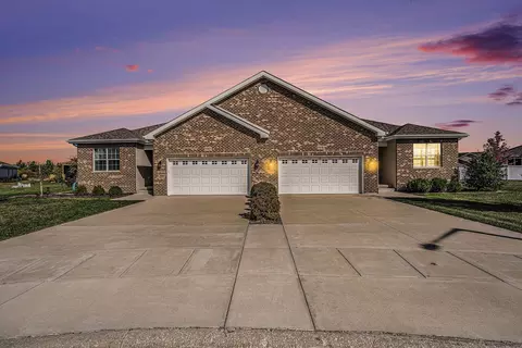 1978 Eagle Dr, Morris, IL 60450 photo 2