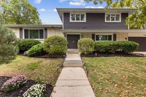 Undisclosed, Downers Grove, IL 60515