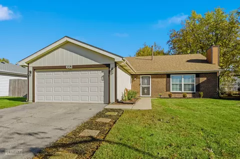 612 Melissa Dr, Bolingbrook, IL 60440