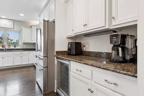 Kitchen - 26640 Lindengate Cir, Plainfield, IL 60585 photo 4 of 4