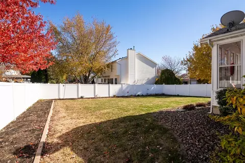 Exterior - Undisclosed, Bloomington, IL 61704 photo 8 of 9