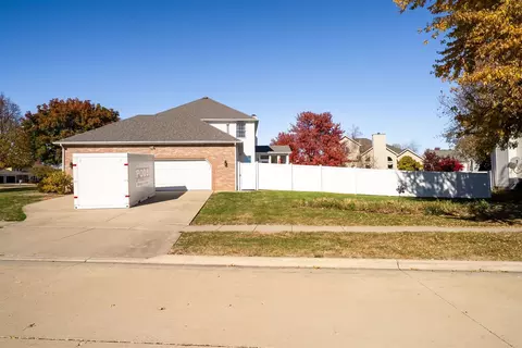 Exterior - Undisclosed, Bloomington, IL 61704 photo 4 of 9