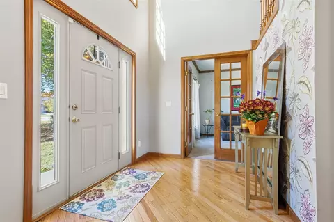 Entry Way - Undisclosed, Bloomington, IL 61704 photo 1 of 4
