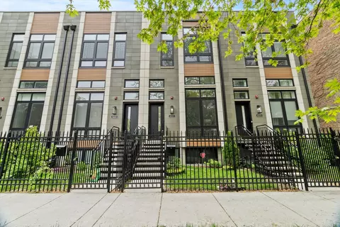 6223 S Ellis Ave, Chicago, IL 60637