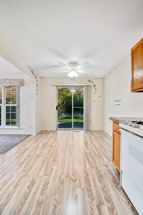 Dining - 945 Willow St, Itasca, IL 60143 photo 1 of 1