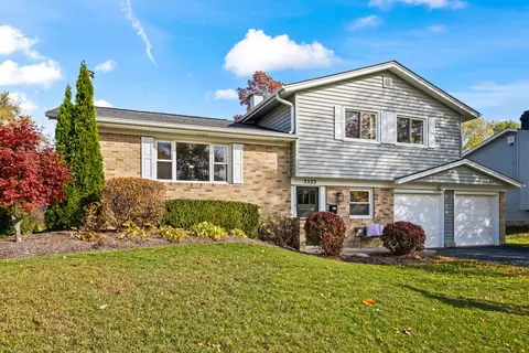 3525 Winston Dr, Hoffman Estates, IL 60192