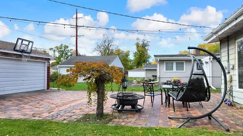 Exterior - 2503 Fulle St, Rolling Meadows, IL 60008 photo 2 of 2