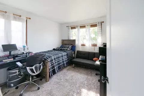 Bedroom - 2503 Fulle St, Rolling Meadows, IL 60008 photo 2 of 4
