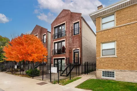 6643 W Belmont Ave #2, Chicago, IL 60634
