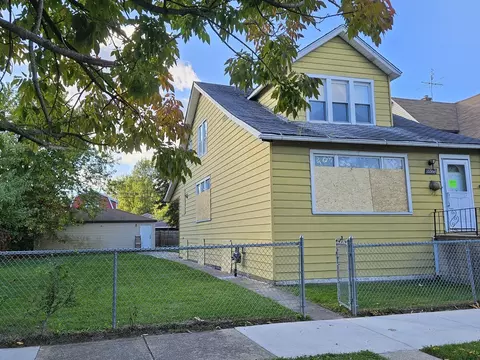 10562 S Wabash Ave, Chicago, IL 60628