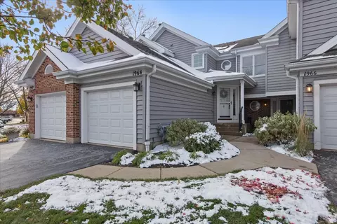 1964 N Coldspring Rd, Arlington Heights, IL 60004