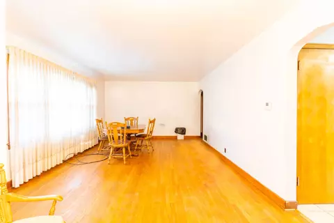 7635 W 65th Pl, Summit, IL 60501 photo 5