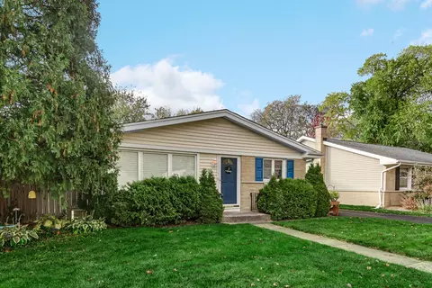 533 Drake St, Libertyville, IL 60048