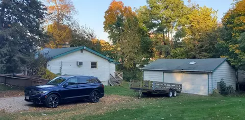 91 Lippincott Rd, Fox Lake, IL 60020