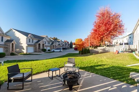 Exterior - 417 Robert Dr, Normal, IL 61761 photo 4 of 6