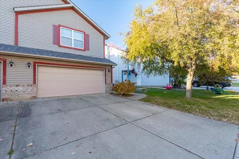 Exterior - 417 Robert Dr, Normal, IL 61761 photo 2 of 6
