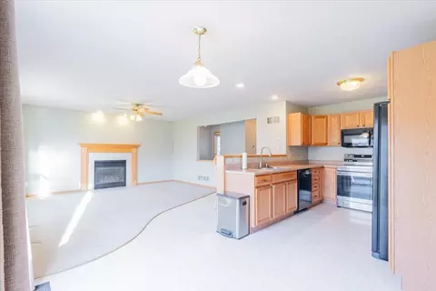 Living - 417 Robert Dr, Normal, IL 61761 photo 2 of 2