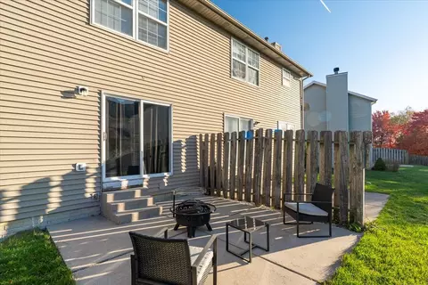 Exterior - 417 Robert Dr, Normal, IL 61761 photo 5 of 6