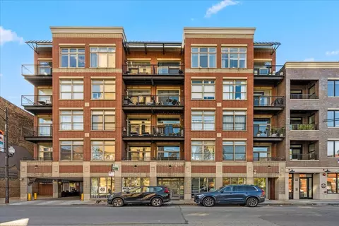 3260 N Clark St #501, Chicago, IL 60657